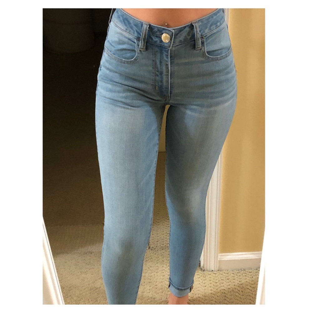 American Eagle high waisted jeans